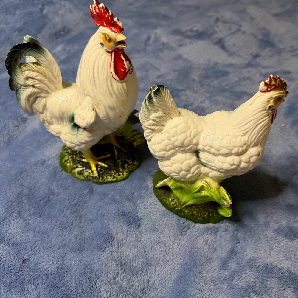 Vintage White Ceramic Rooster and Hen Figurine Set with Red Combs